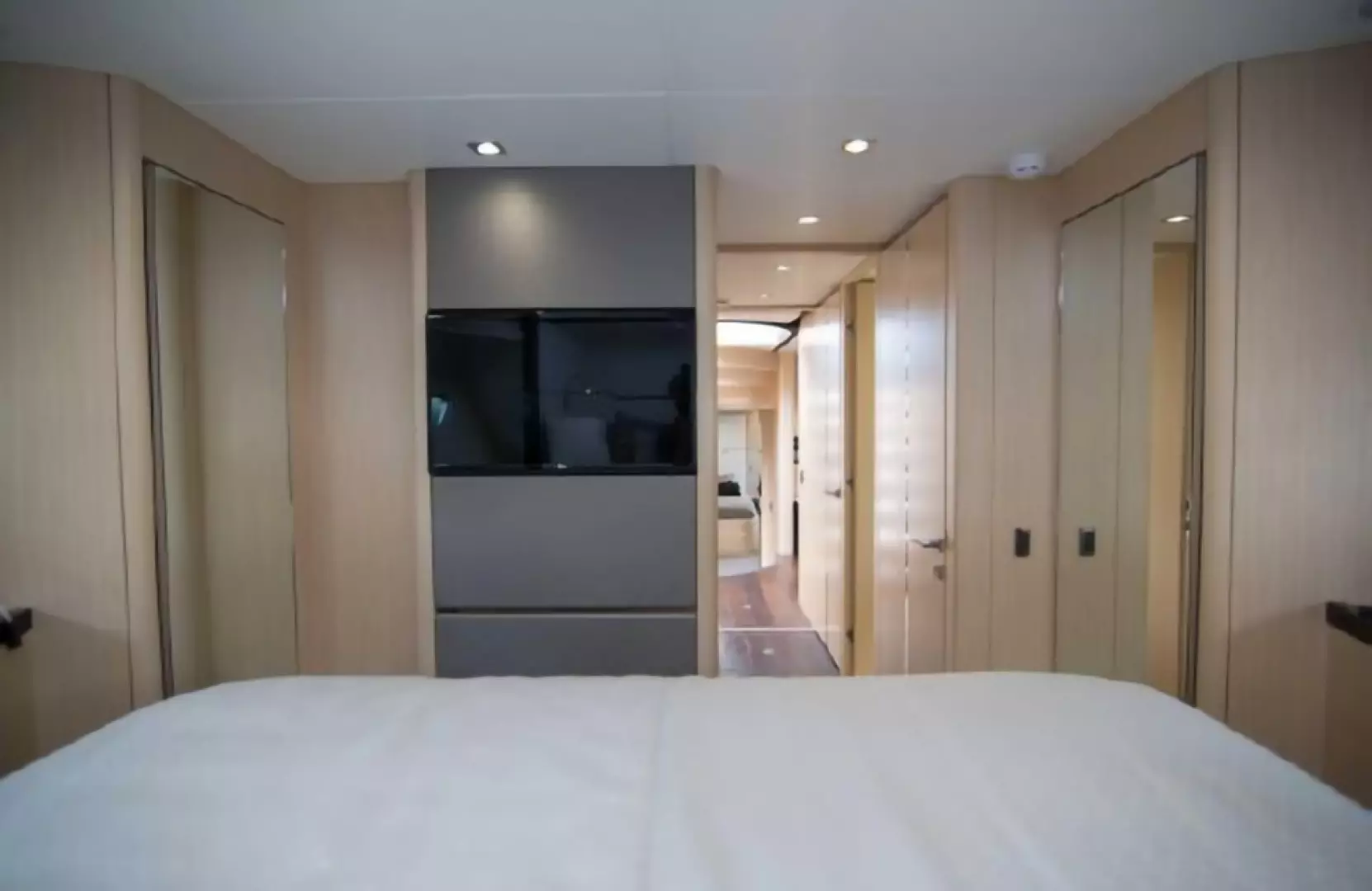 2018 Sunseeker Predator - Image 37