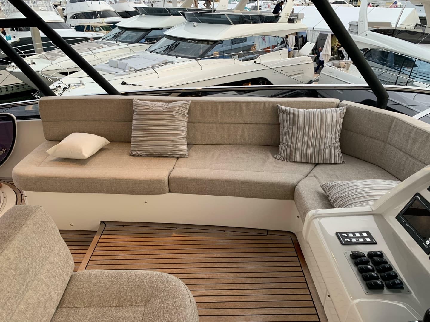 2018 Monte Carlo Yachts MCY 65 - Image 32