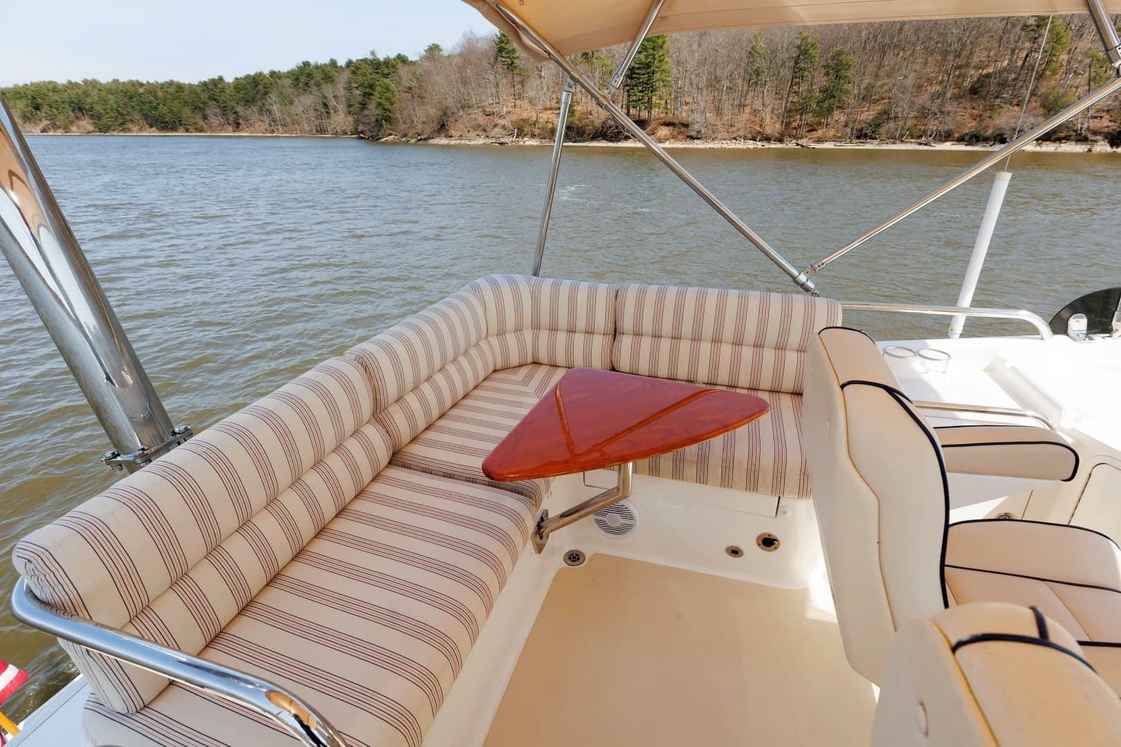 2016 Sabre 42 Fly Bridge Sedan - Image 25