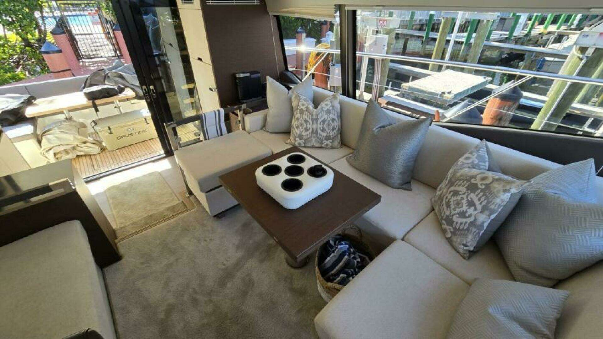 2018 Prestige 460 - Image 26