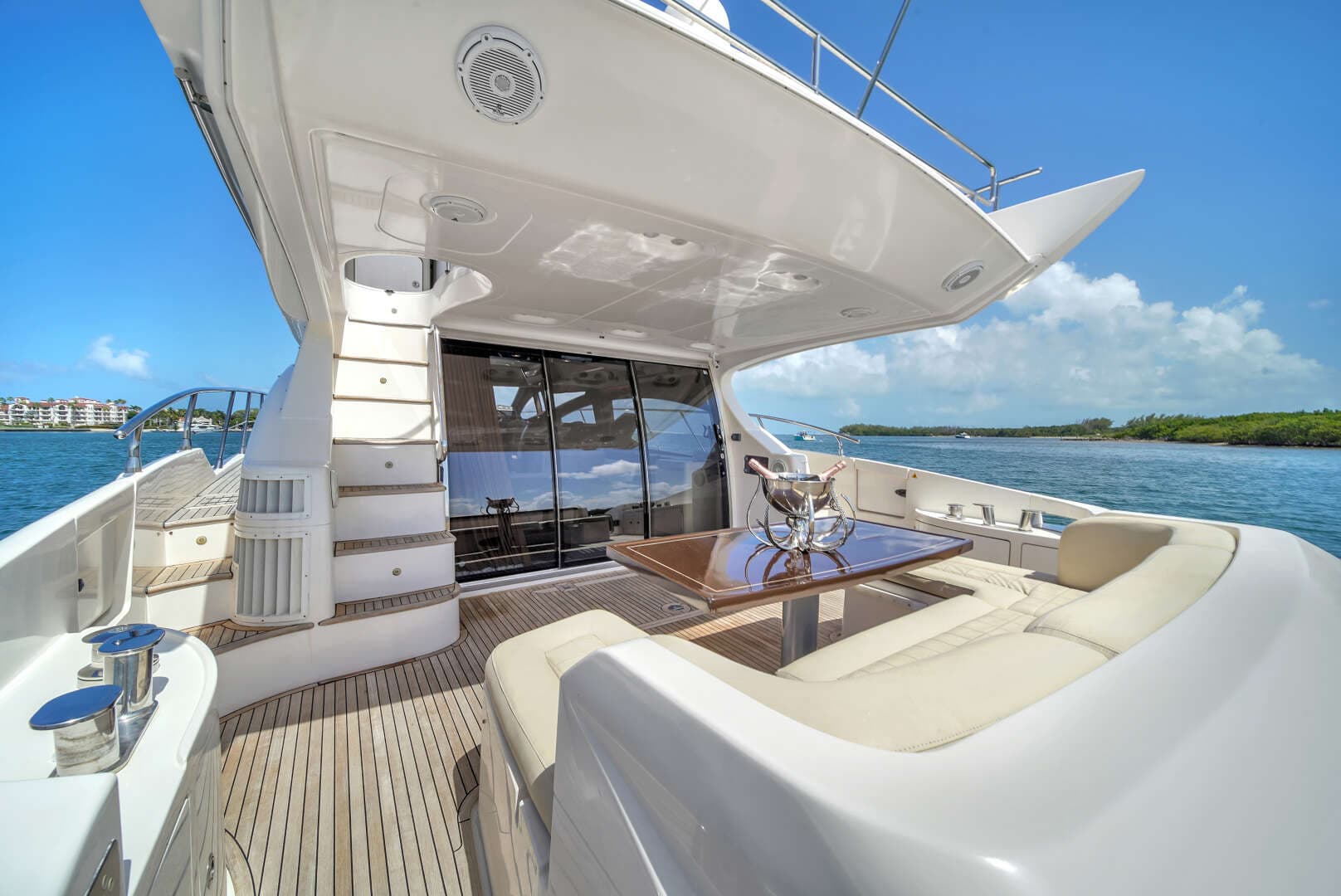 2012 Azimut 64 FLY - Image 44