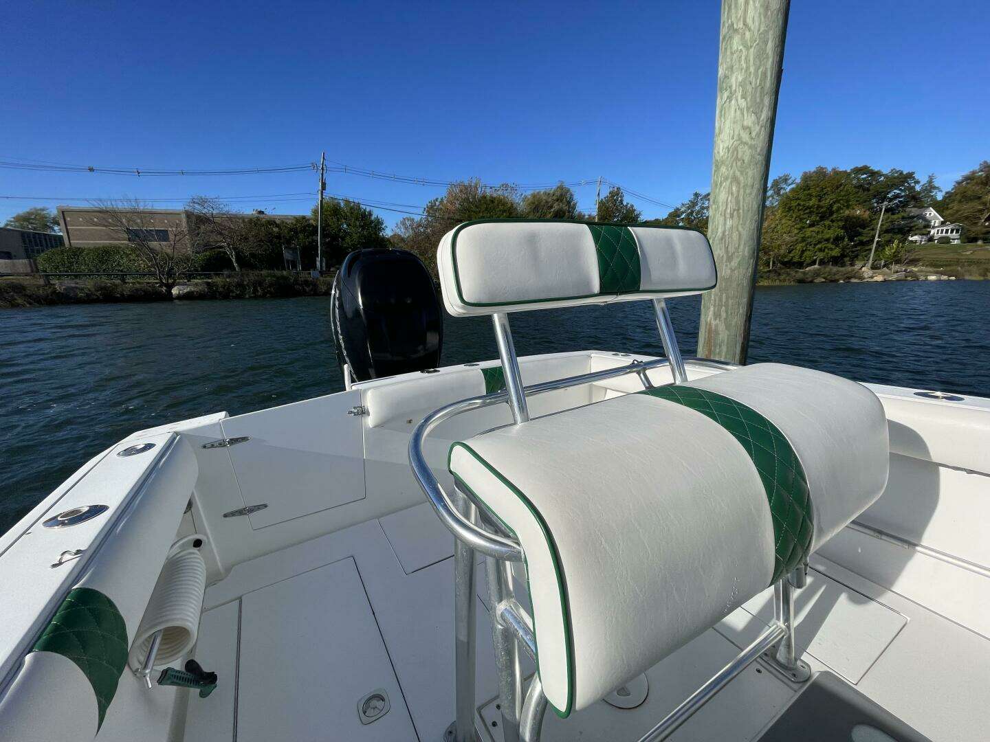 2001 Contender 23 Open - Image 15