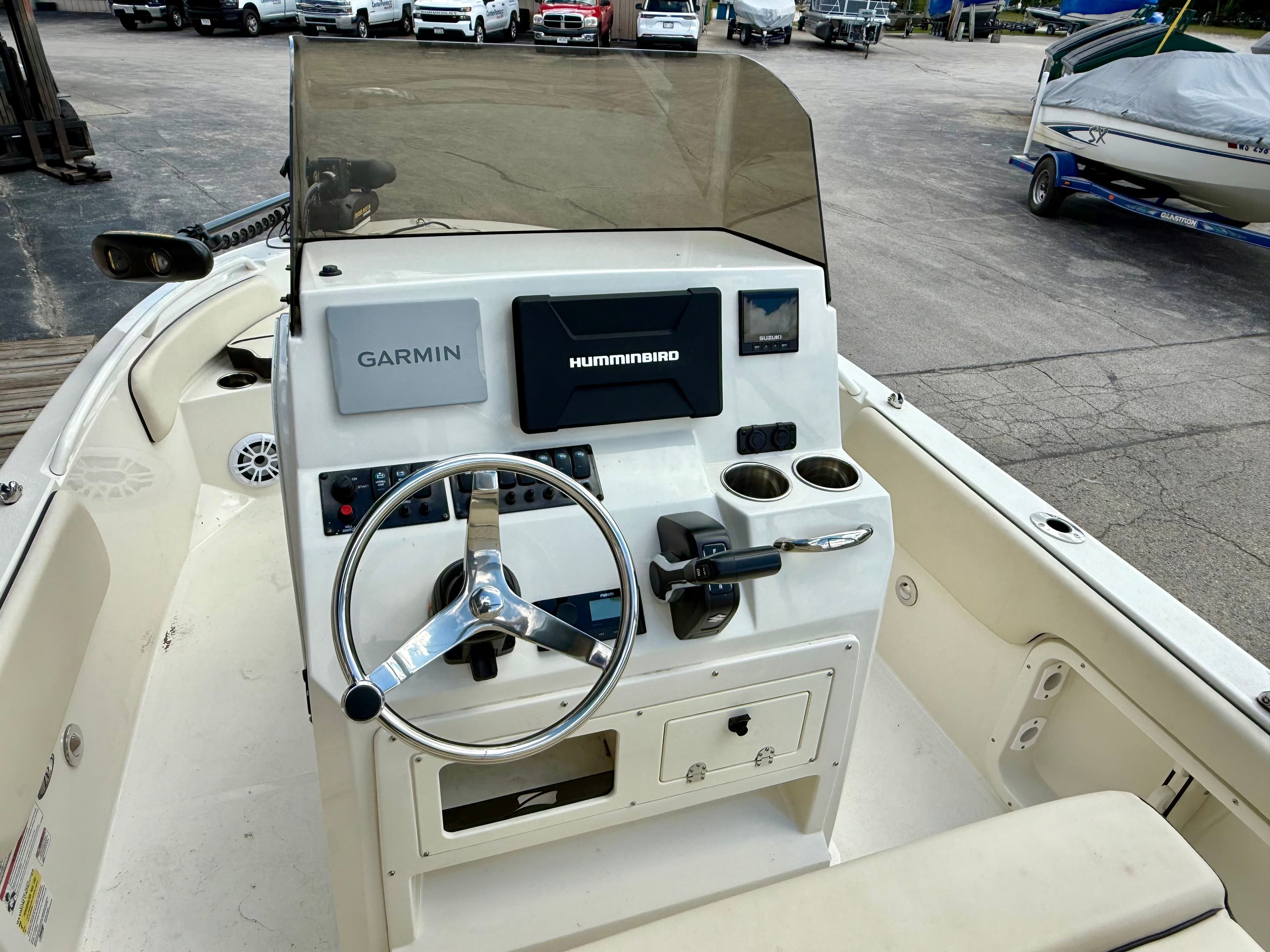 2022 Stingray 173 CC - 12