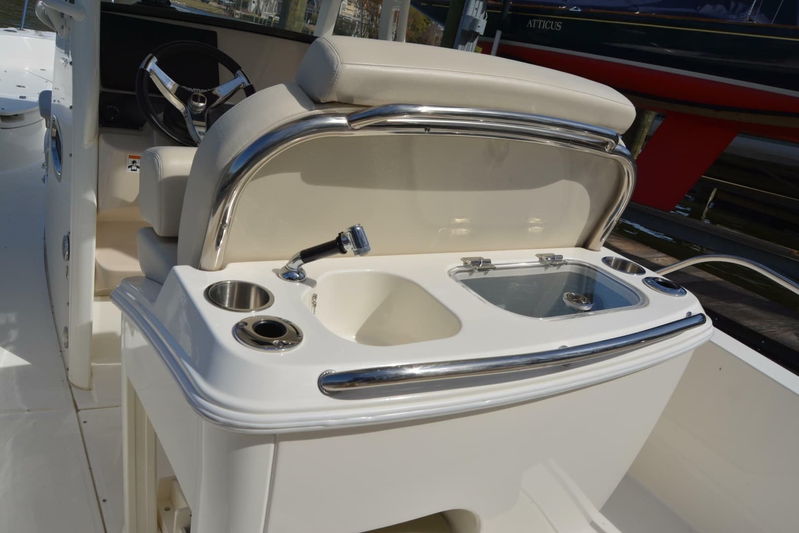 2021 Boston Whaler 270 Dauntless - Image 48