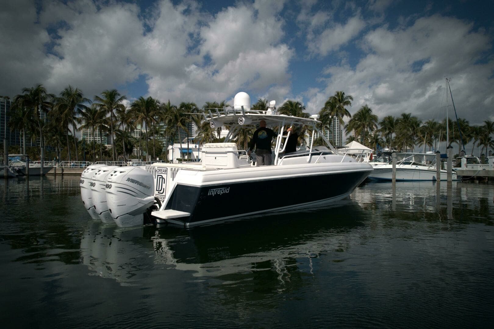 2002 Intrepid 377 Walkaround Cuddy - Image 14