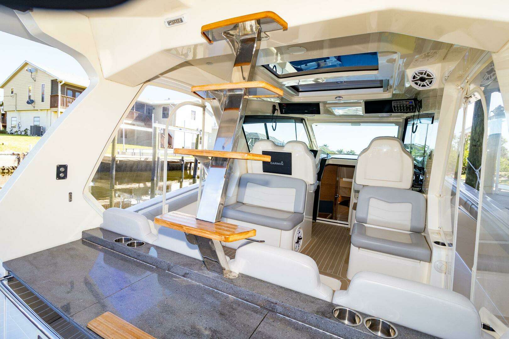 2020 Scout 530LXF - Image 24