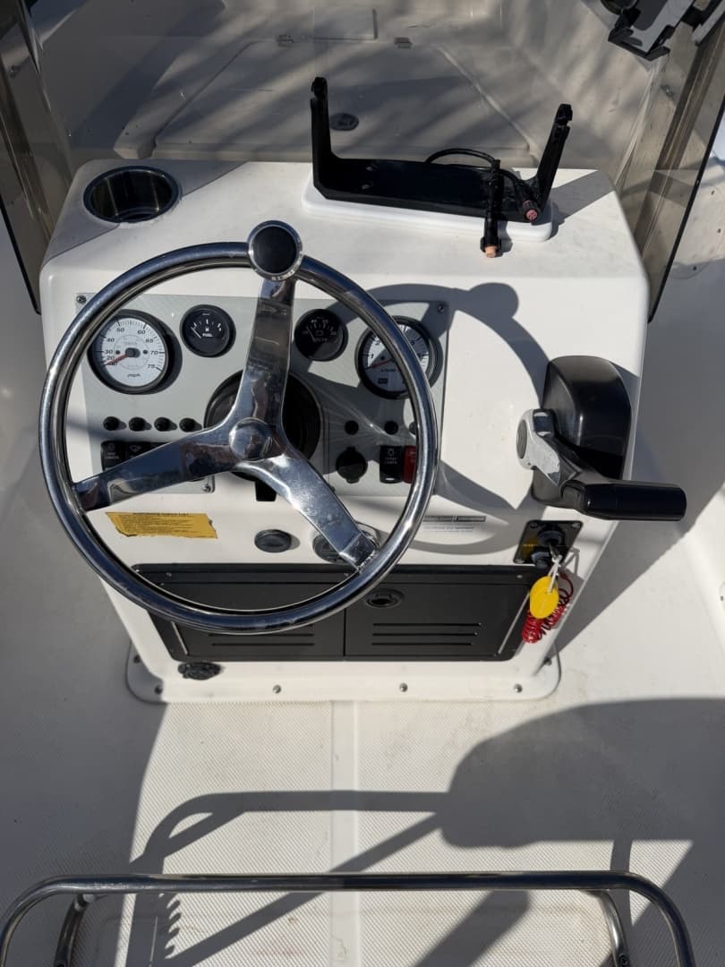 2014 Key West 1720 Sportsman - Image 4