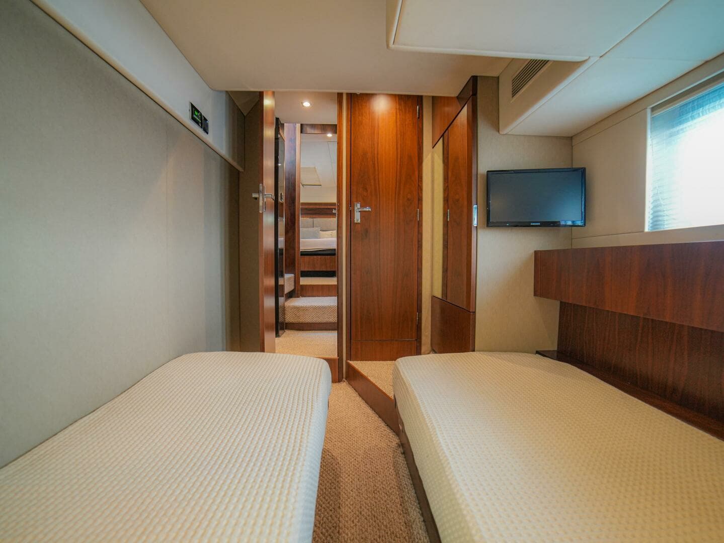 2014 Fairline 50 - Image 47