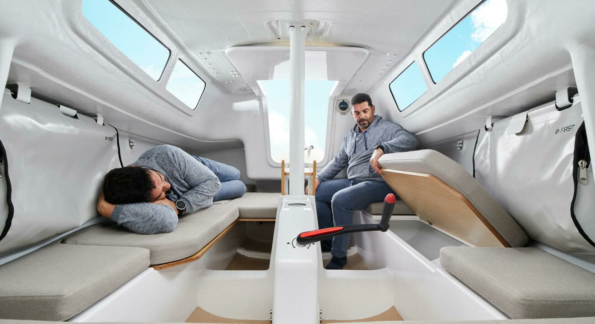 2025 Beneteau First 24 - Image 4