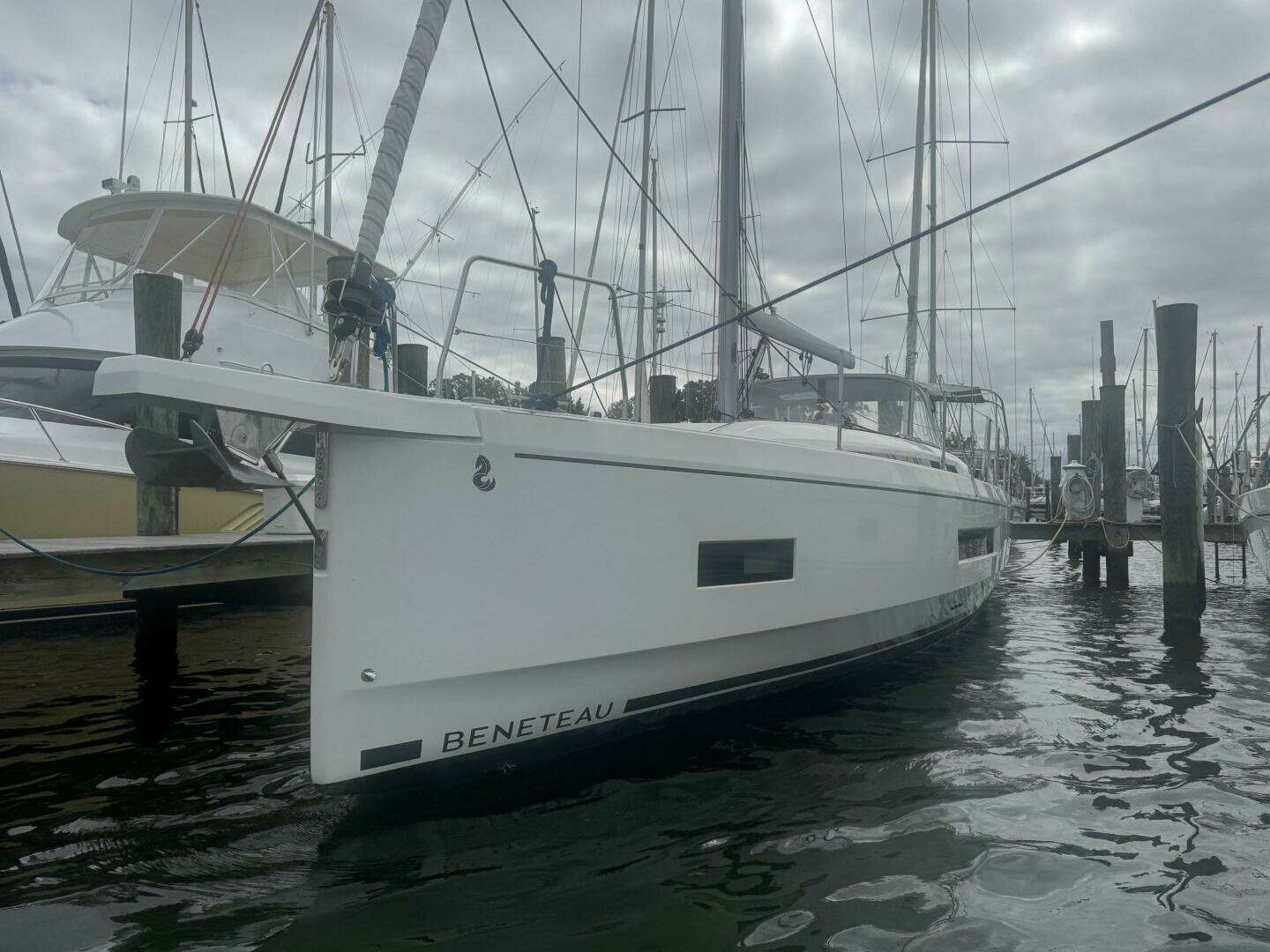2022 Beneteau Oceanis 40.1 - Image 2