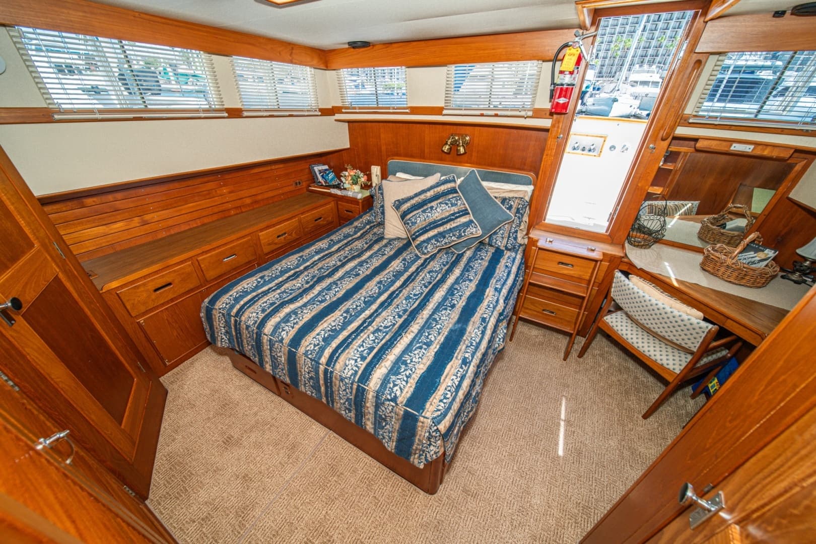1987 Grand Banks 47 motoryacht - Image 56