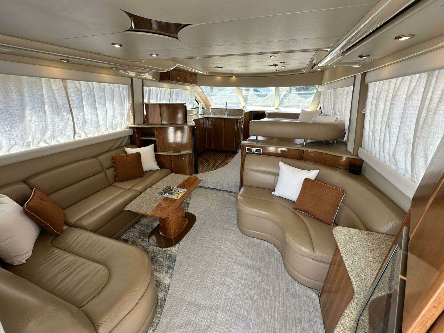 2007 Meridian 411 Sedan Bridge - Image 24