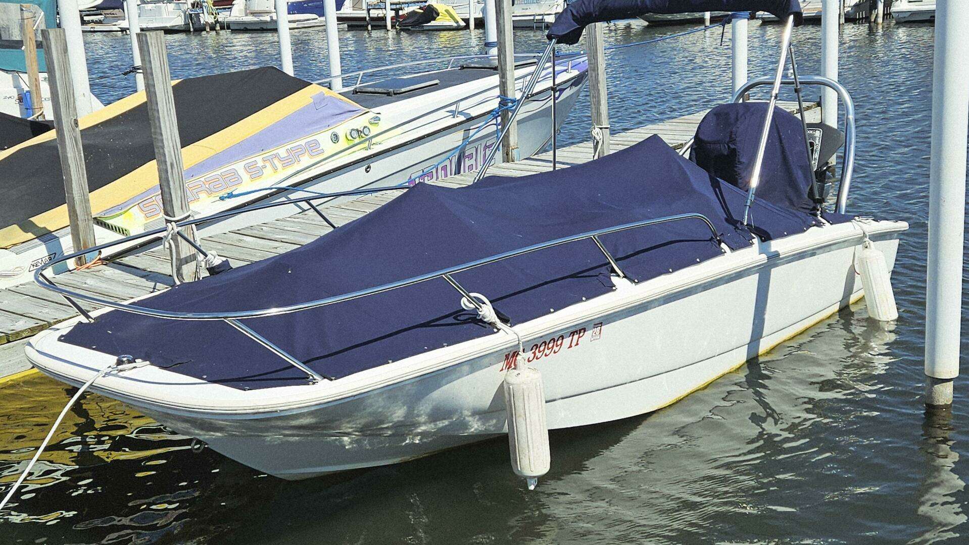 2012 Boston Whaler 17 Super Sport - Image 2