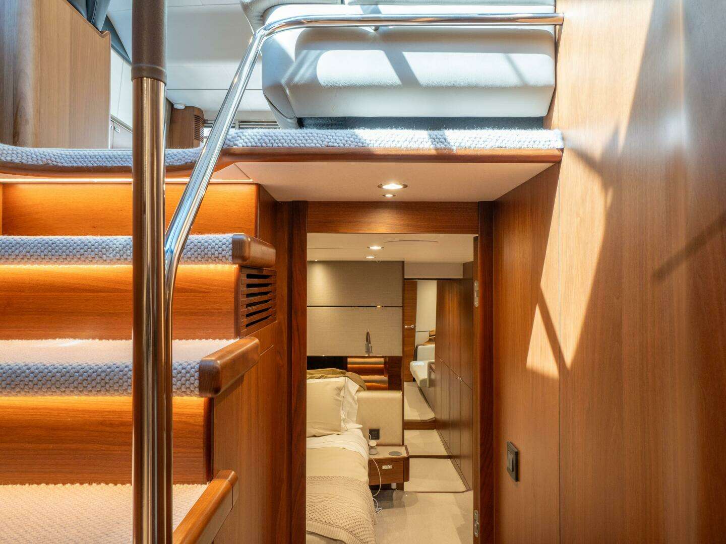 2020 Princess S66 - Image 42