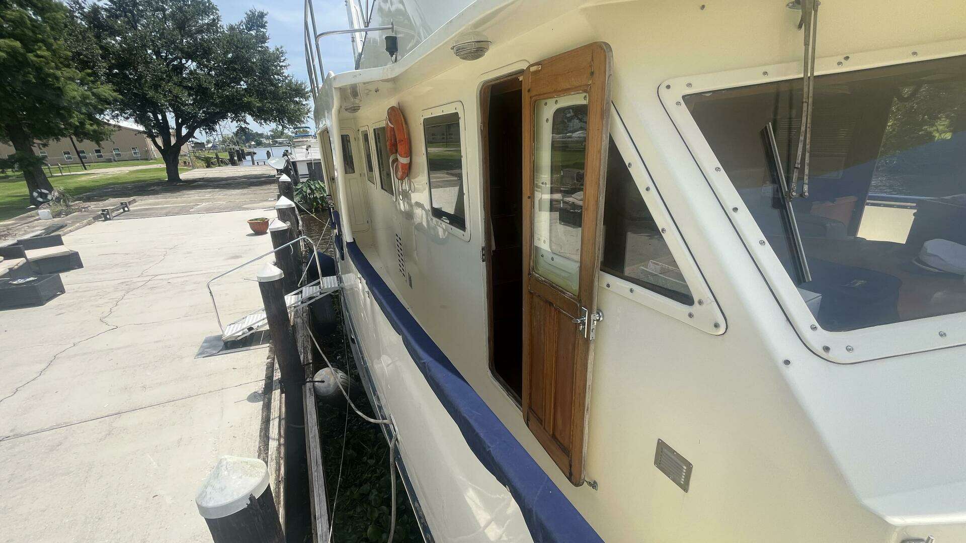 1986 Marine Trader Med Yacht 62 Yachtfish - Image 28