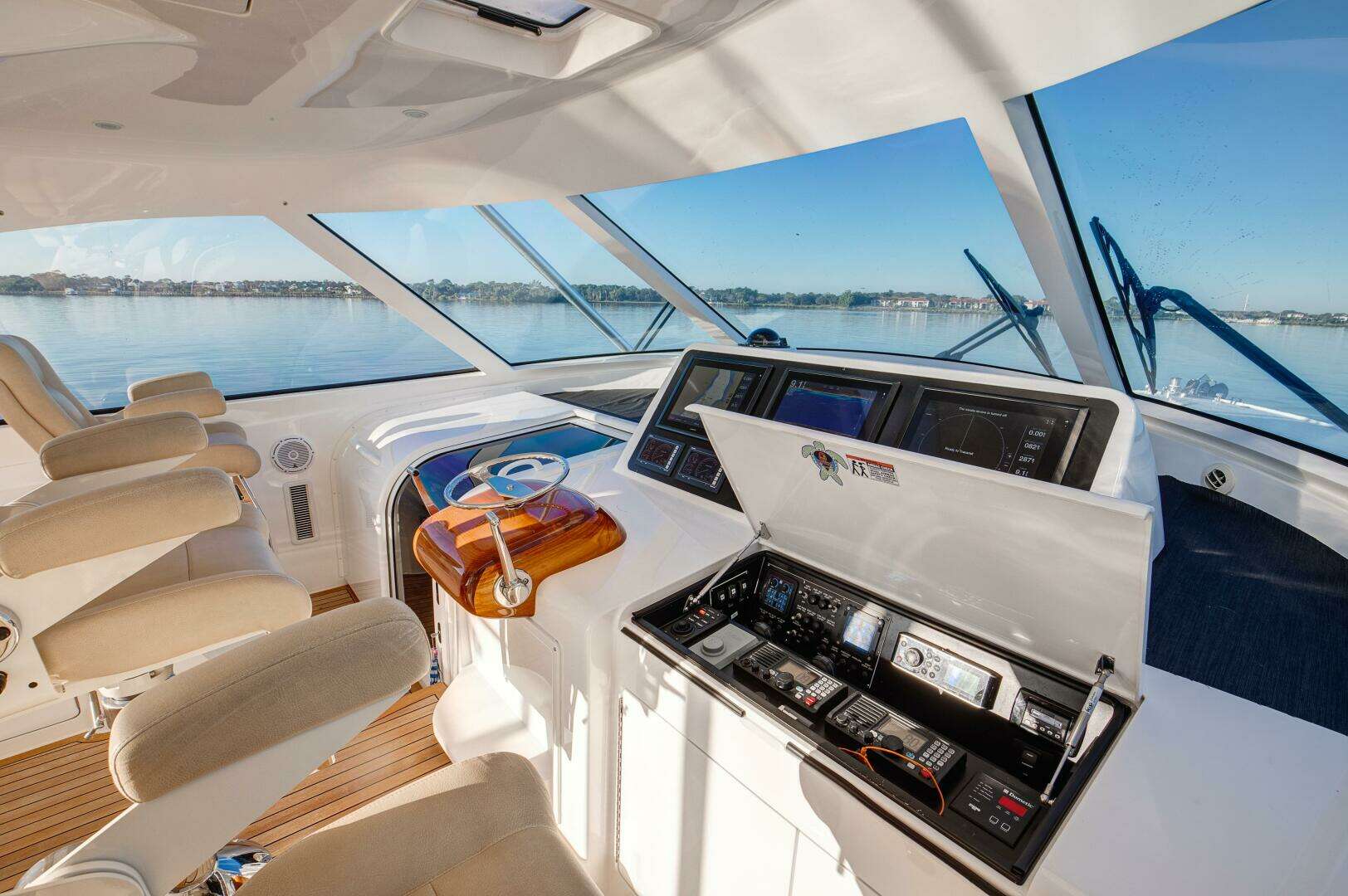 2016 Viking 52 Sport Tower - Image 22