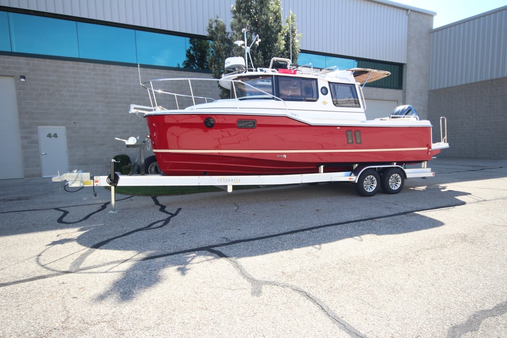 2027 Ranger Tugs R-25 Luxury Edition - Image 2