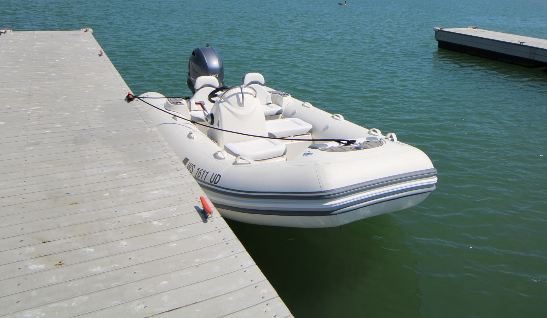 2023 Zodiac Yachtline 490 - Image 3