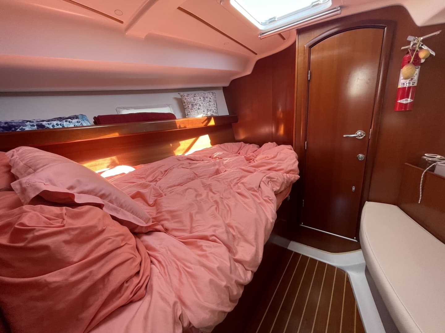 2007 Beneteau Oceanis 393 - Image 4