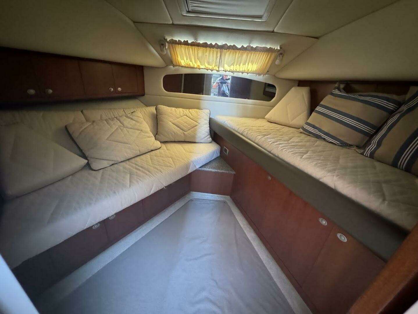 2006 Sea Ray 40 Motoryacht - Image 45