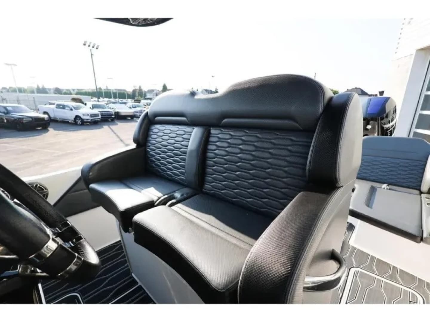 2023 Sunsation 32 CCX - Image 19