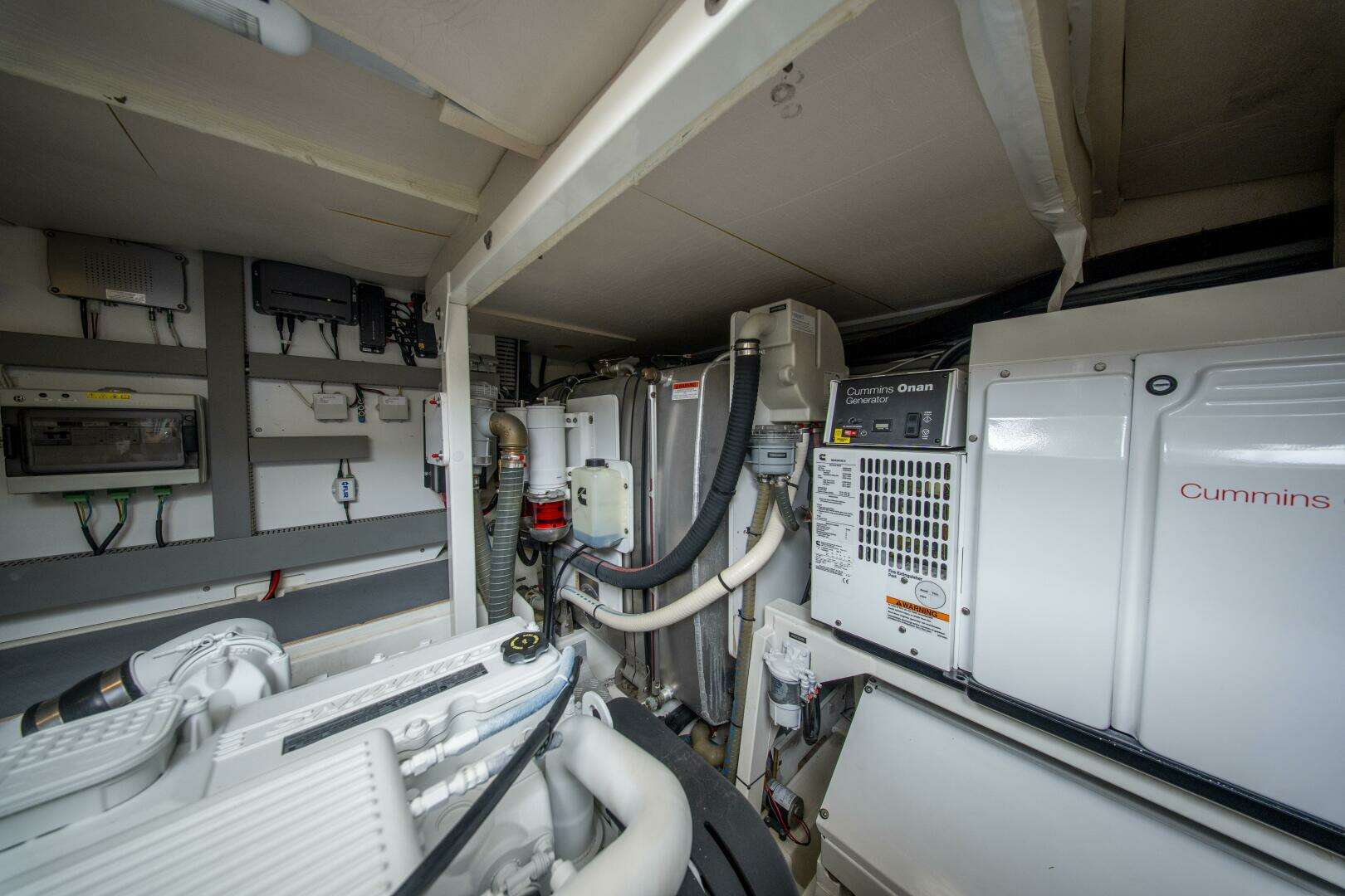 2018 Prestige 560 - Image 26