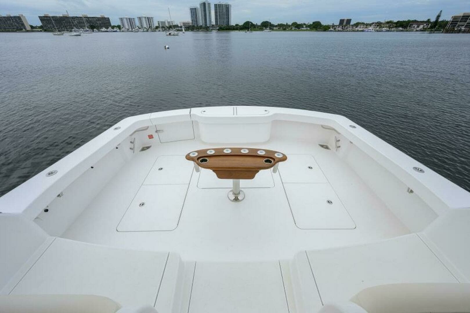 2024 Viking 54 Sport Coupe - Image 24
