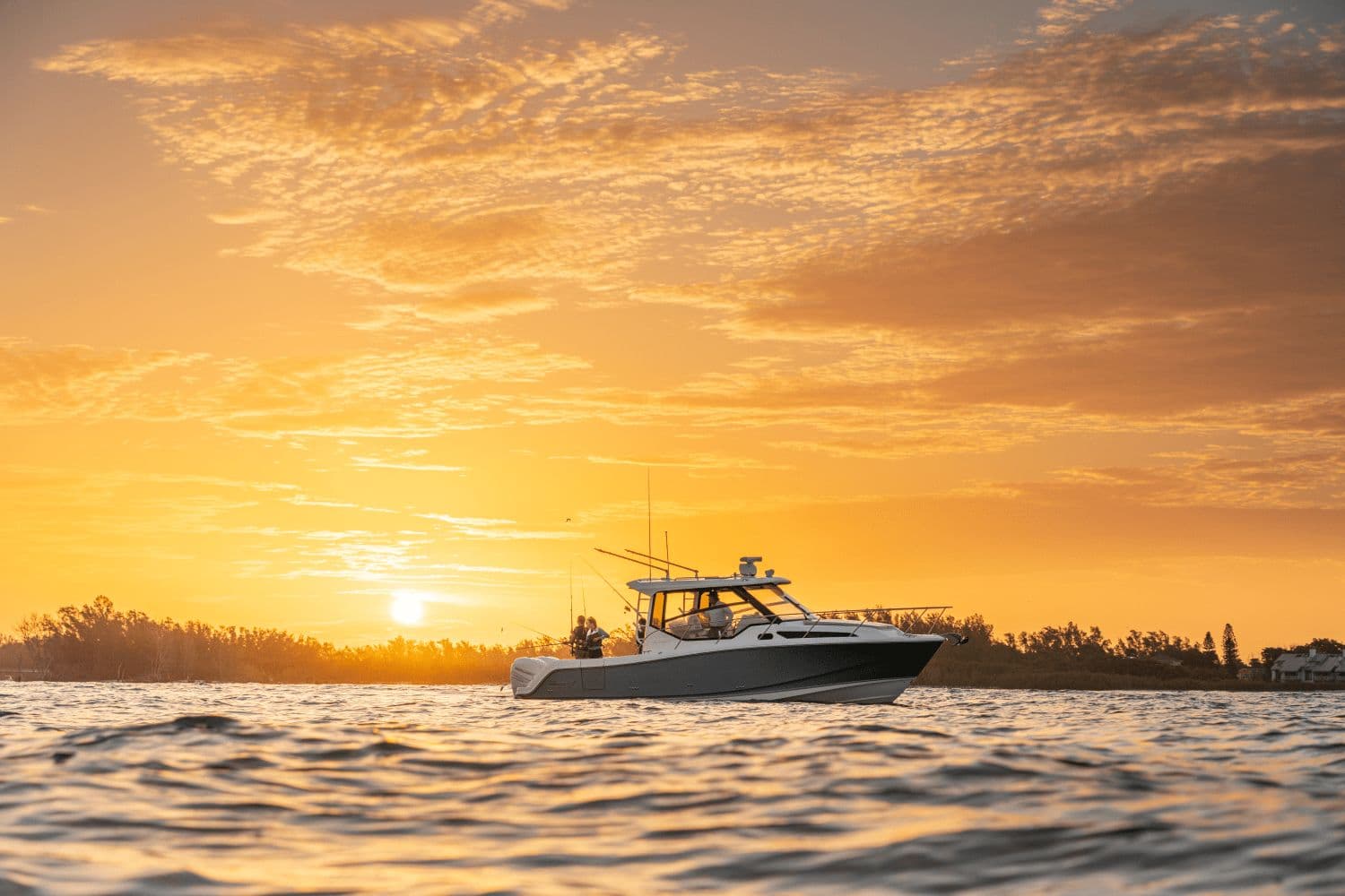 2026 Boston Whaler 325 Conquest - 11
