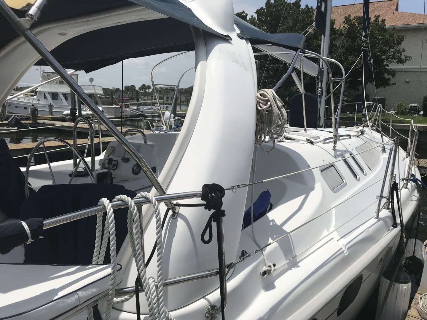 1999 Hunter 380 - Image 4