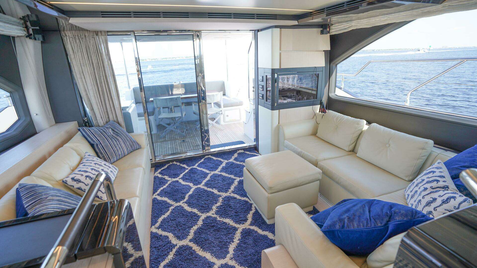 2017 Azimut 66 Flybridge - Image 25