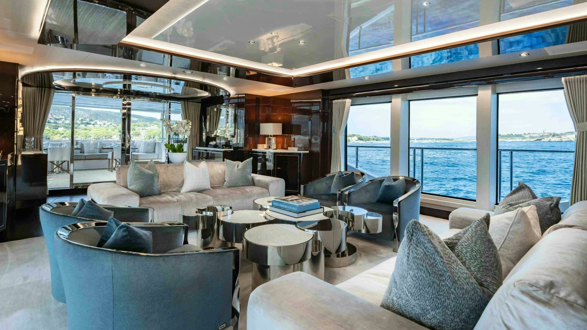 2016 Sunseeker Sunseeker 131 Yacht - Image 21