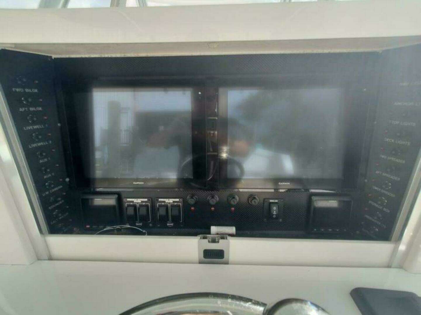 2014 Bahama 41 FS - Image 8