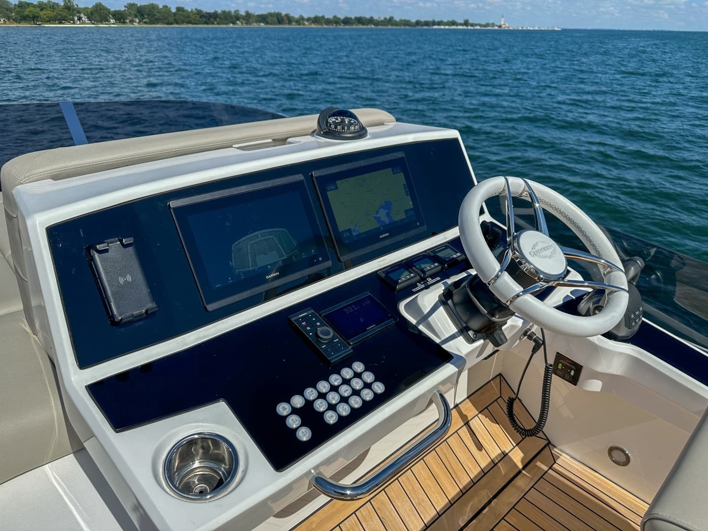 2024 Sunseeker 55 Manhattan - Image 31