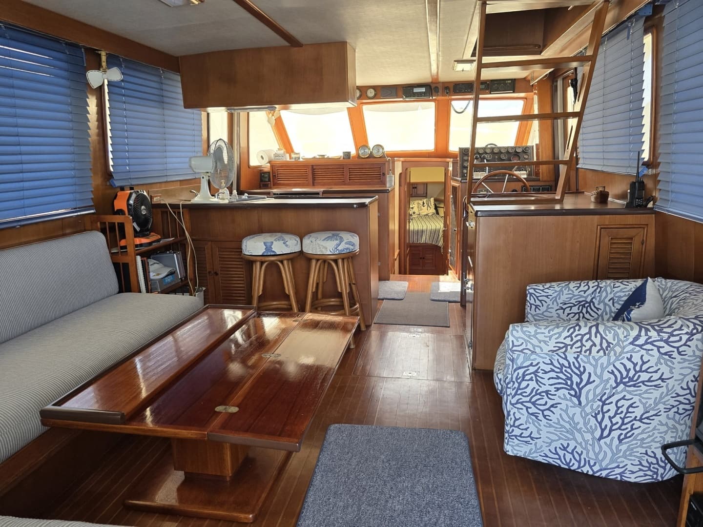 1989 Offshore Yachts 48 Sedan - Image 15