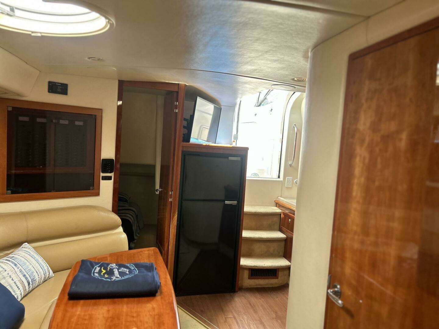 2004 Wellcraft Excalibur - Image 47
