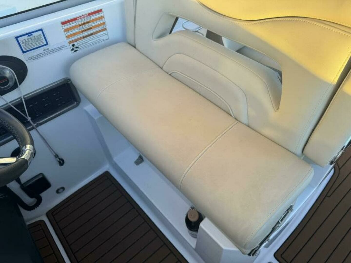2018 Monterey 295 Sport Yacht - Image 30