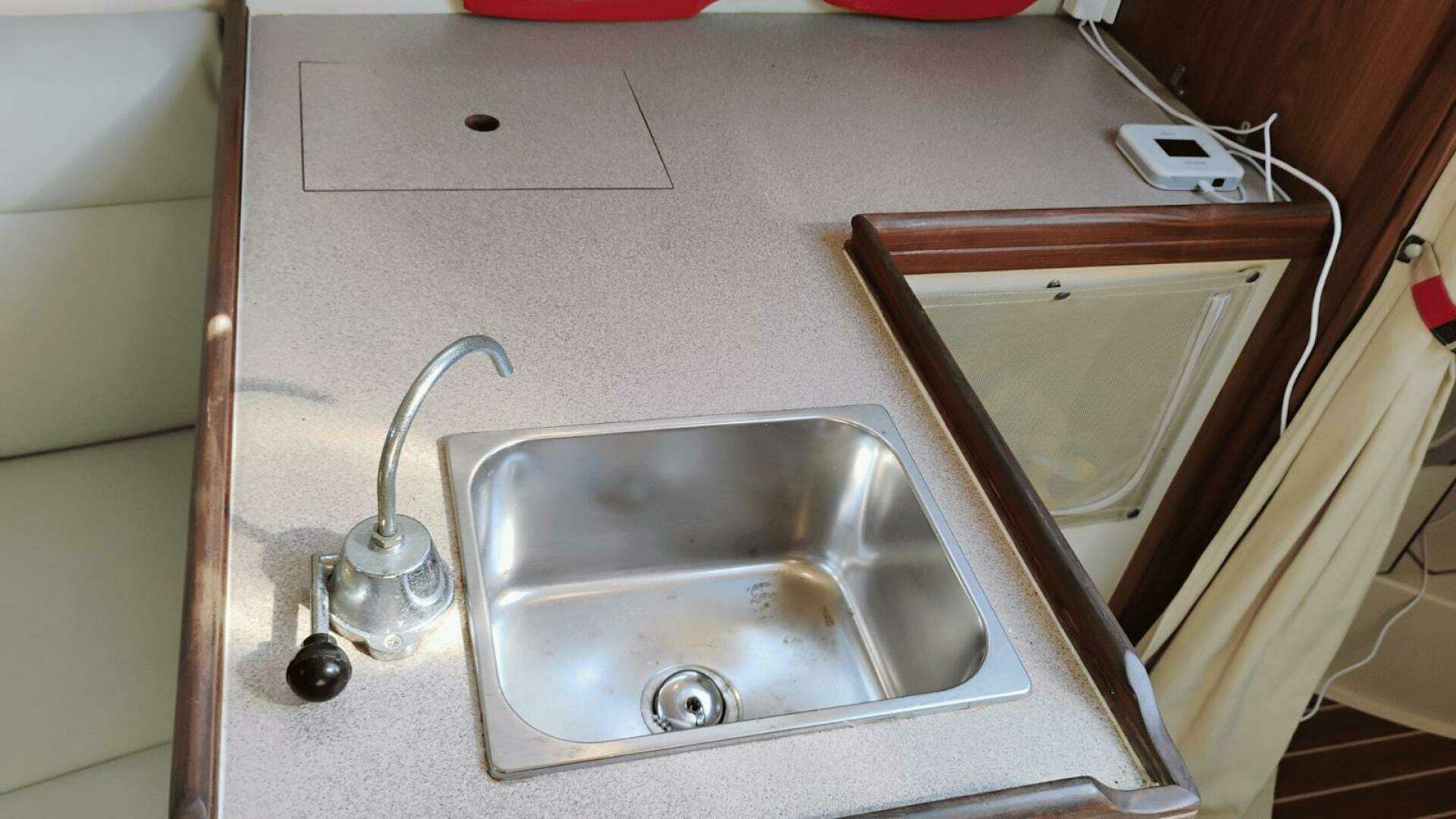 2006 Hunter 27x - Image 21
