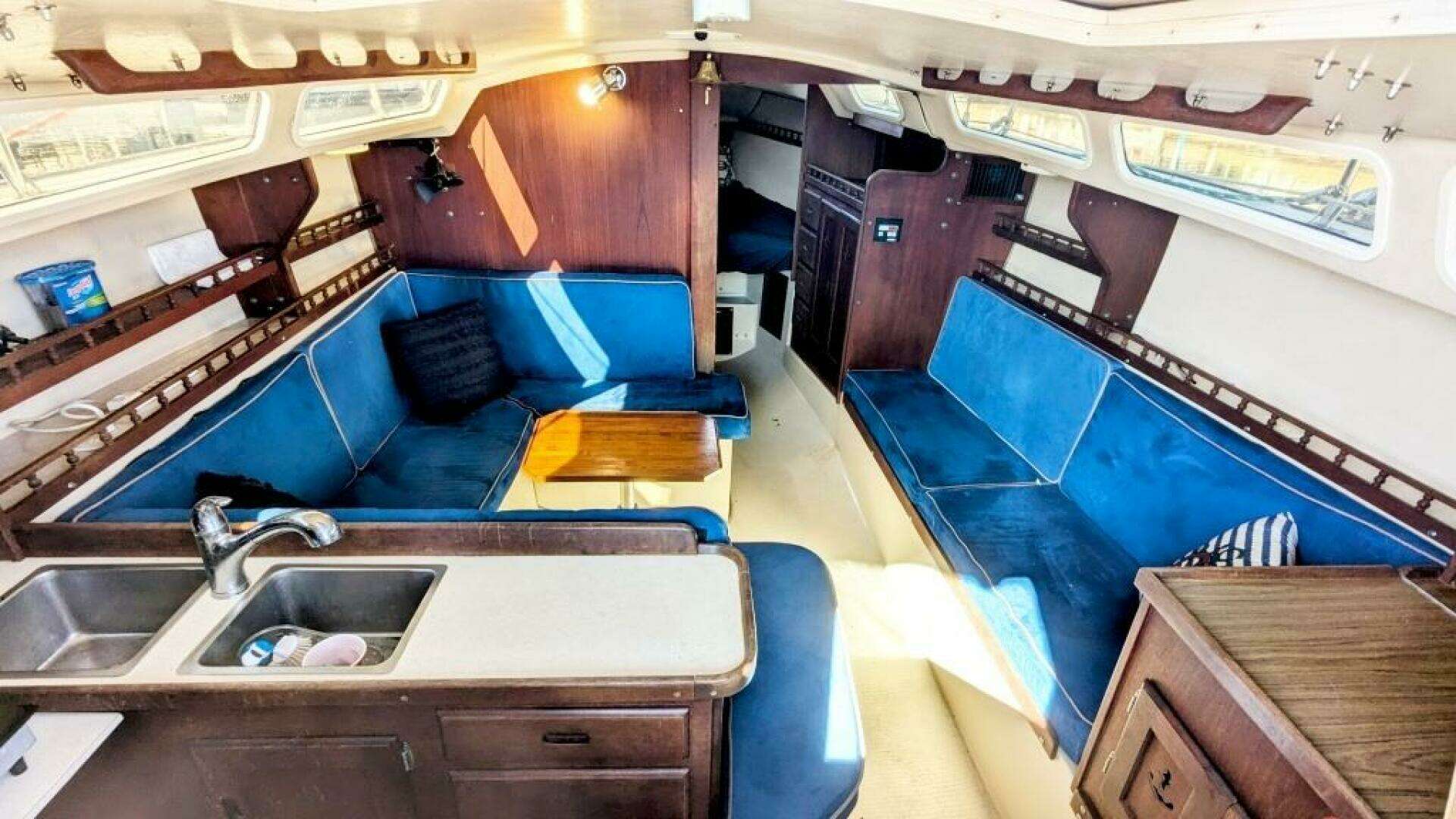 1984 Catalina 30 - Image 7