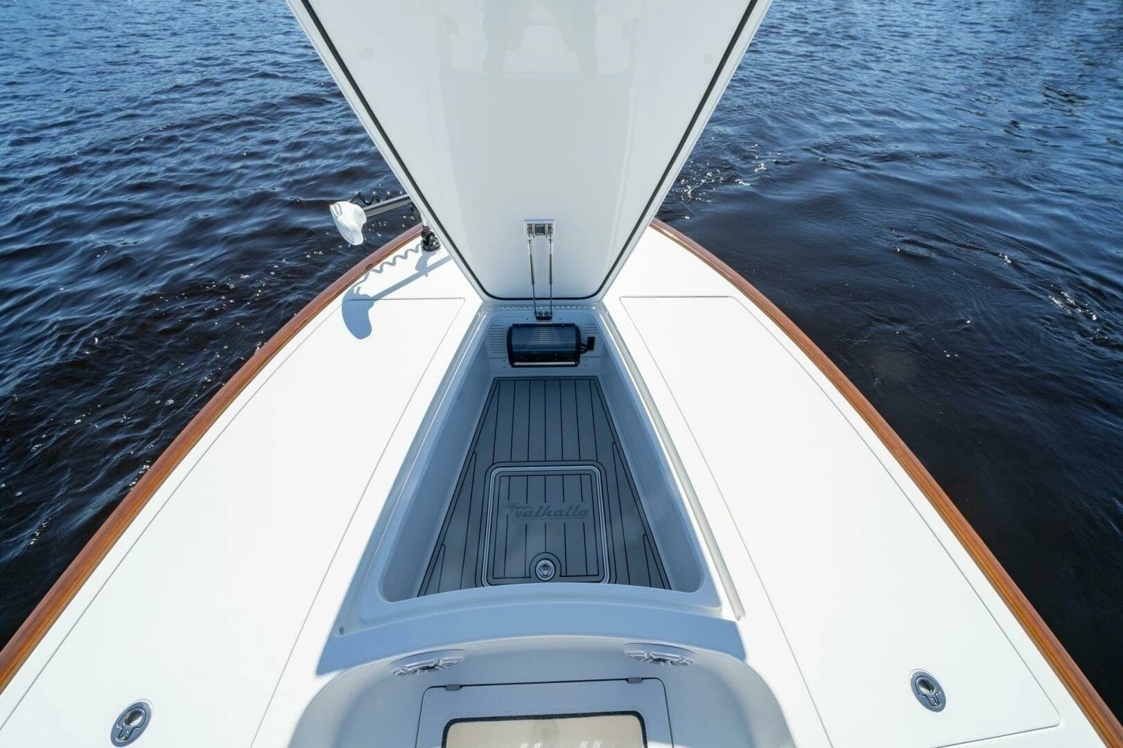 2027 Valhalla Boatworks V-28 Bay - Image 25