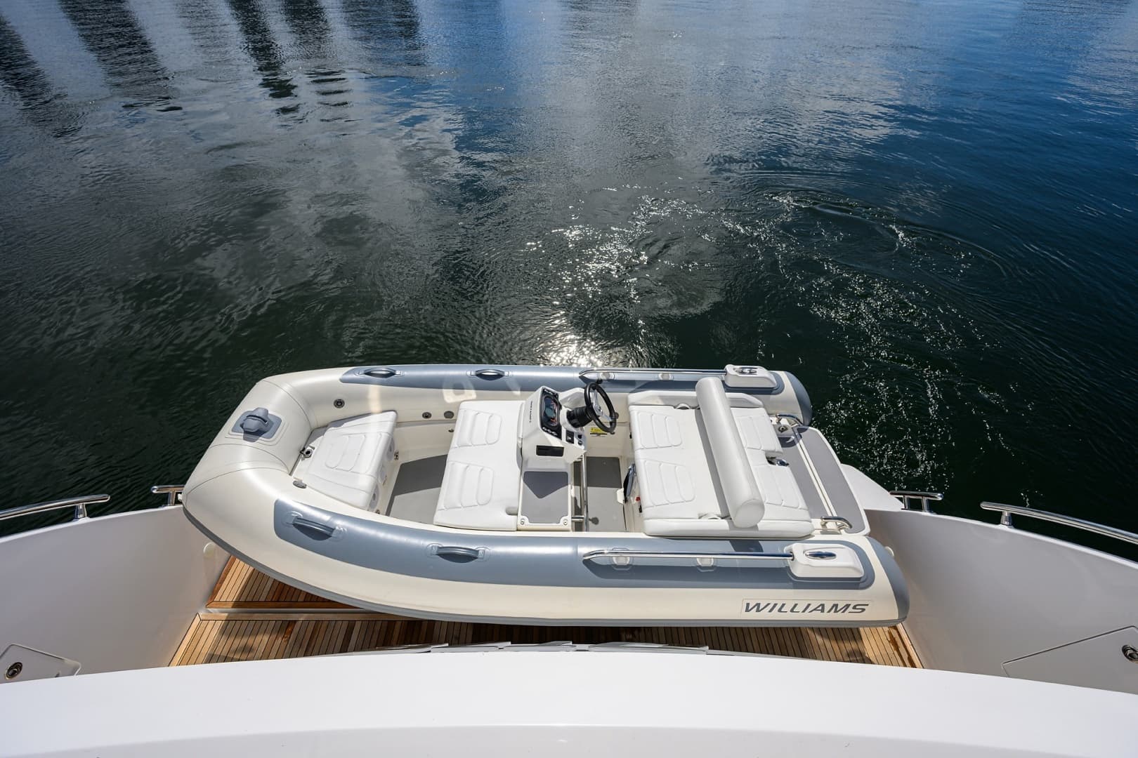 2024 Azimut Fly 78 - Image 83