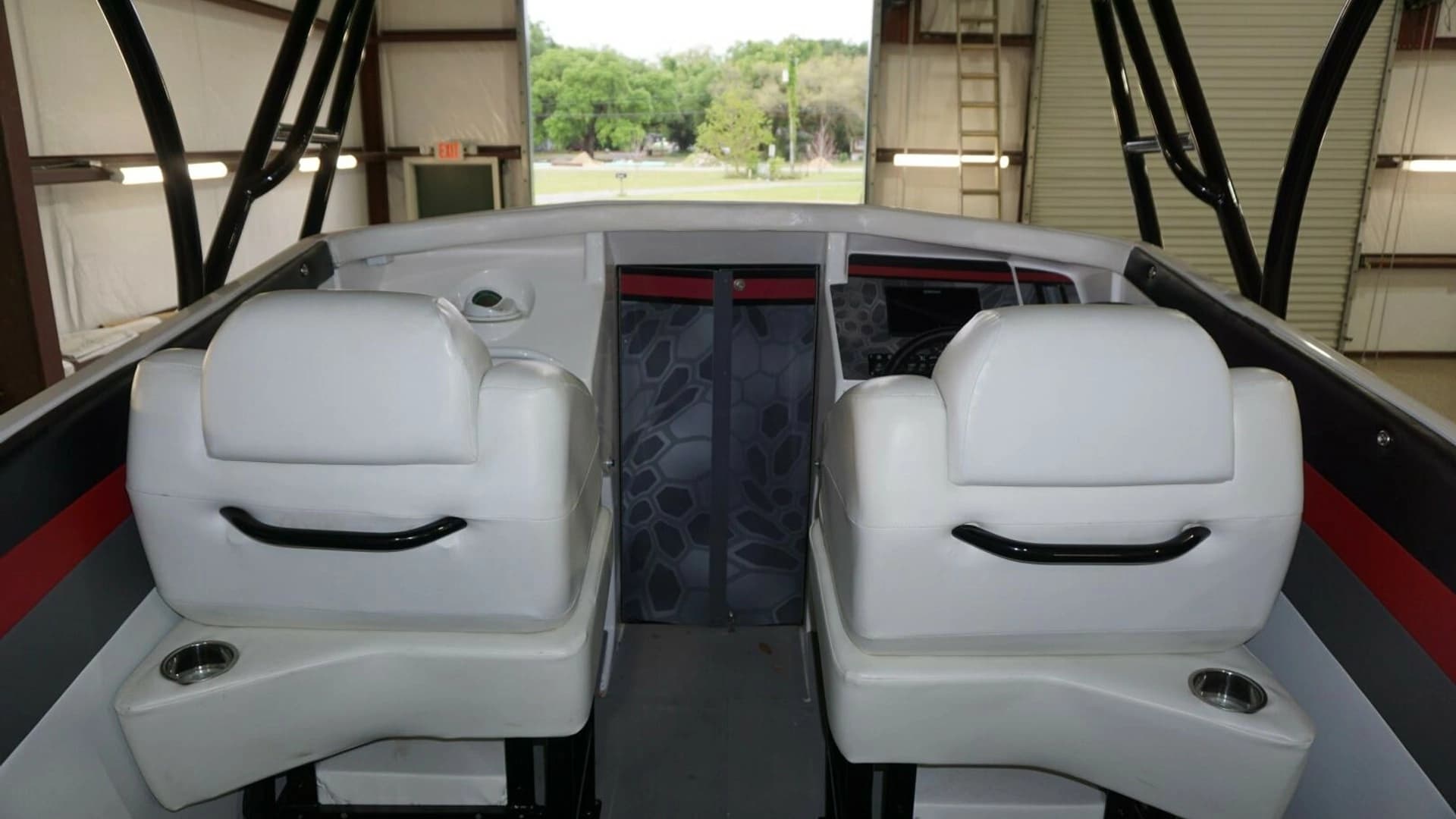 1998 Active Thunder 32 CC - Image 20