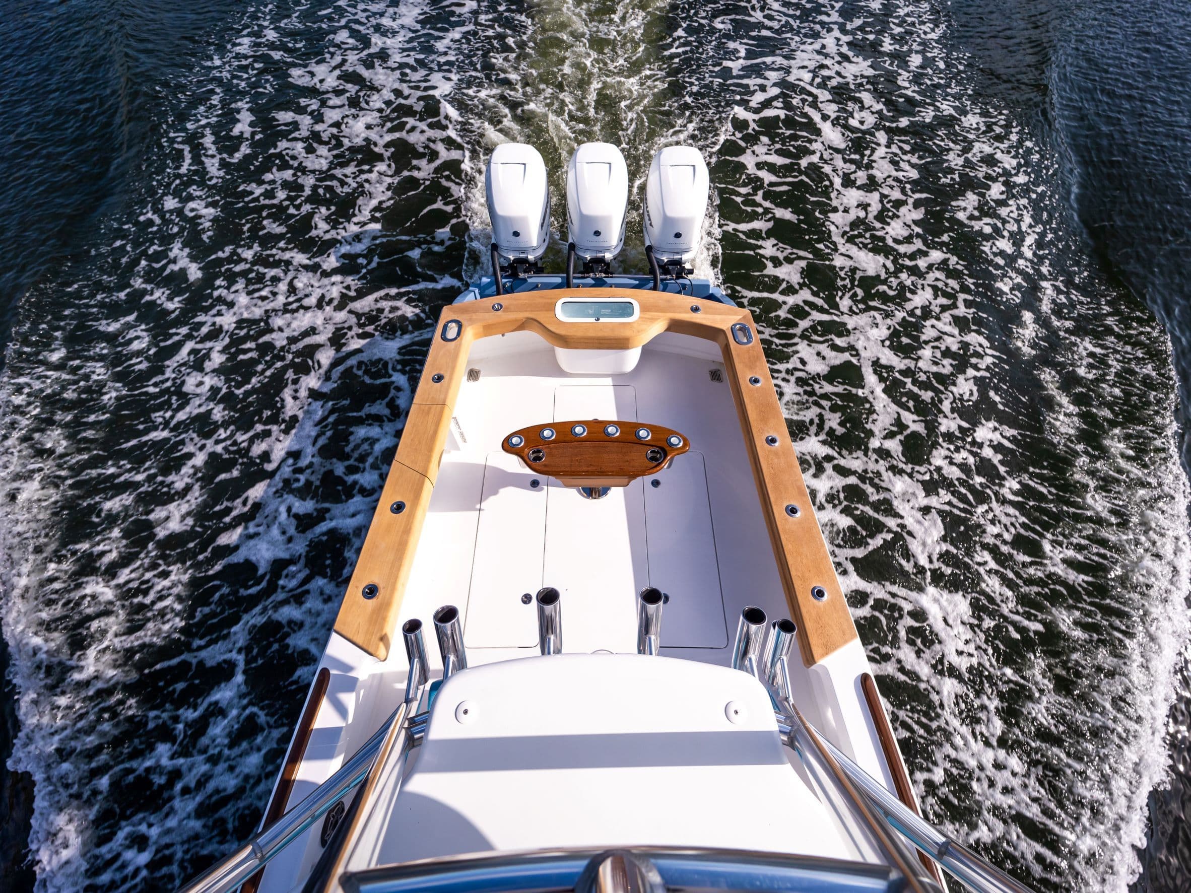 Aerial view of Release Boatworks 390 Walkaround 2027 on water.
