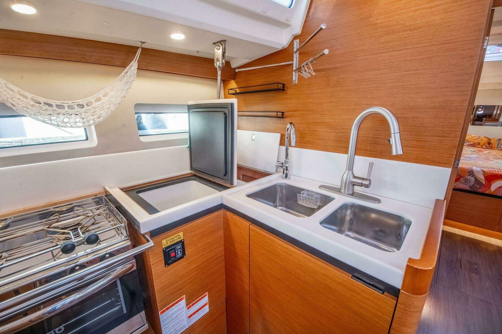 2022 Jeanneau Sun Odyssey 440 - Image 35