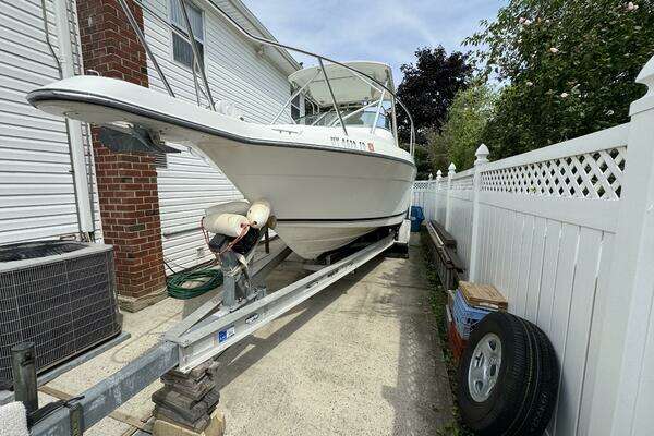 1999 Robalo 2640