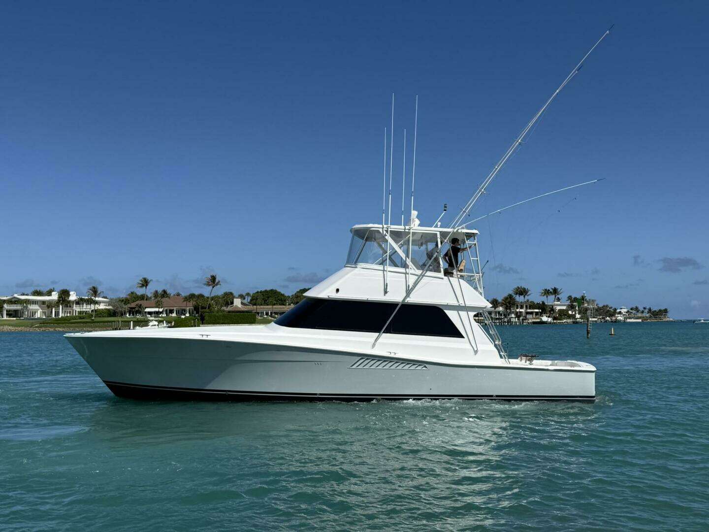 1992 Viking 50 Convertible - Image 7