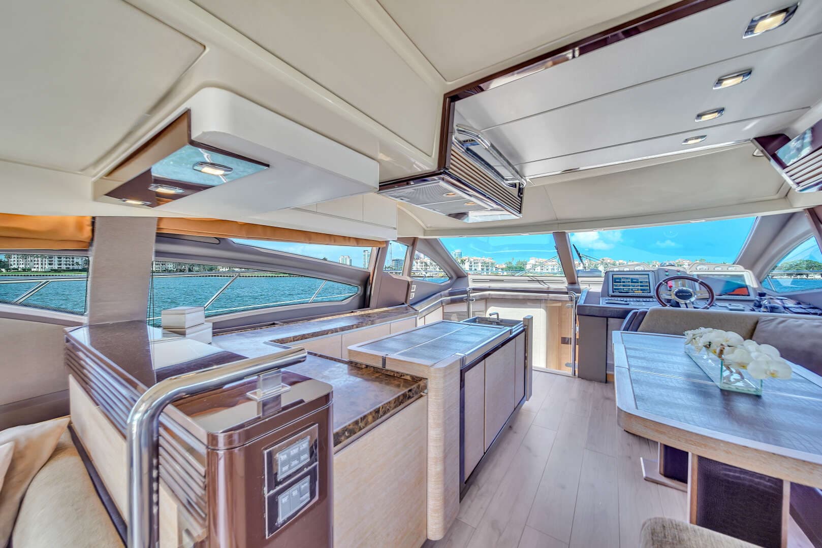 2012 Azimut 64 FLY - Image 61