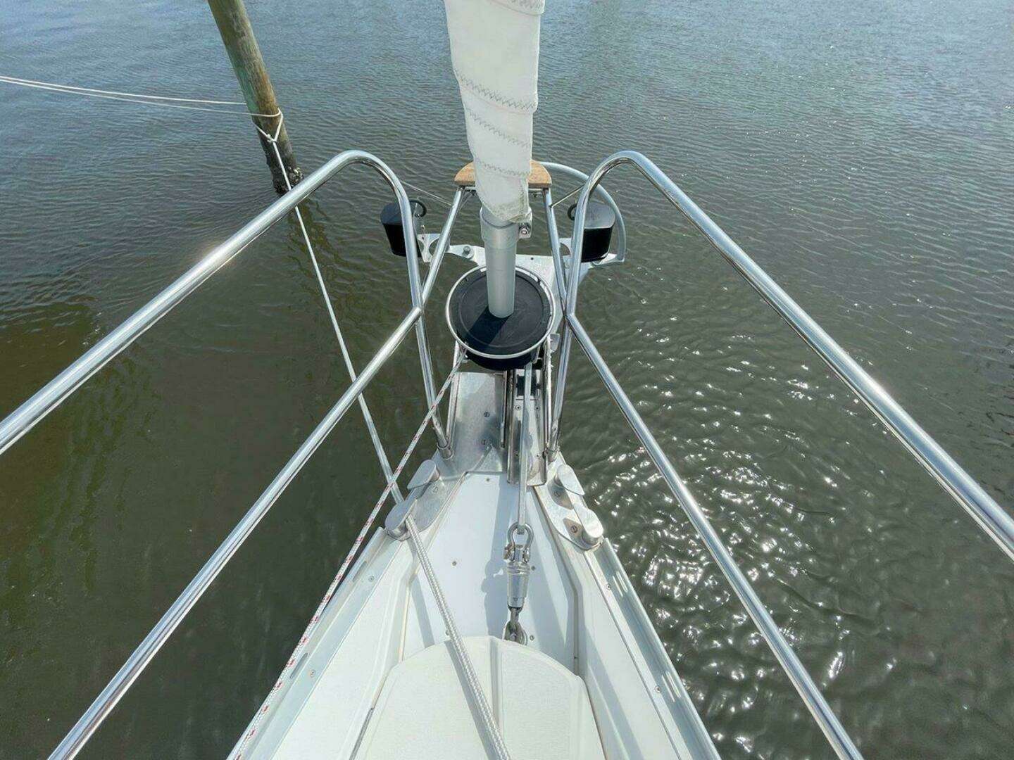 1998 Jeanneau 45.2 - Image 12