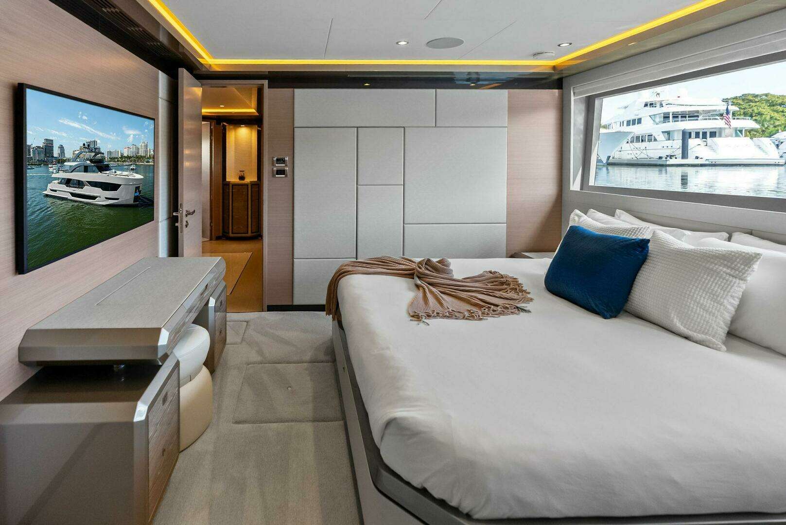 2024 Ocean Alexander 35 Revolution - Image 52