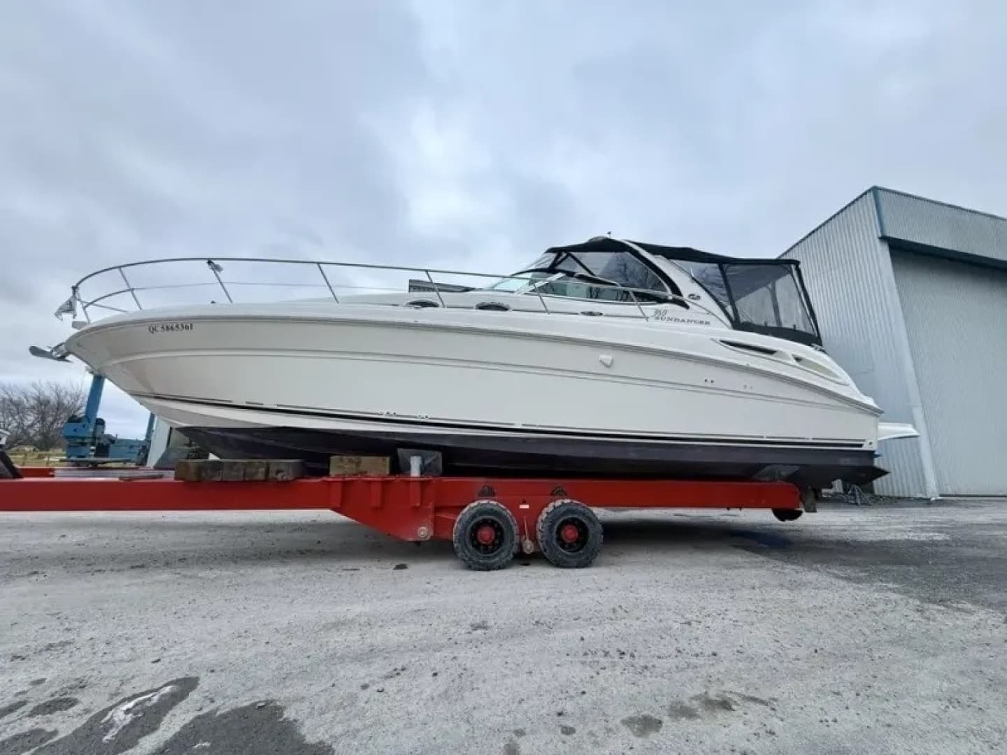 2004 Sea Ray 360 SUNDANCER - Image 7