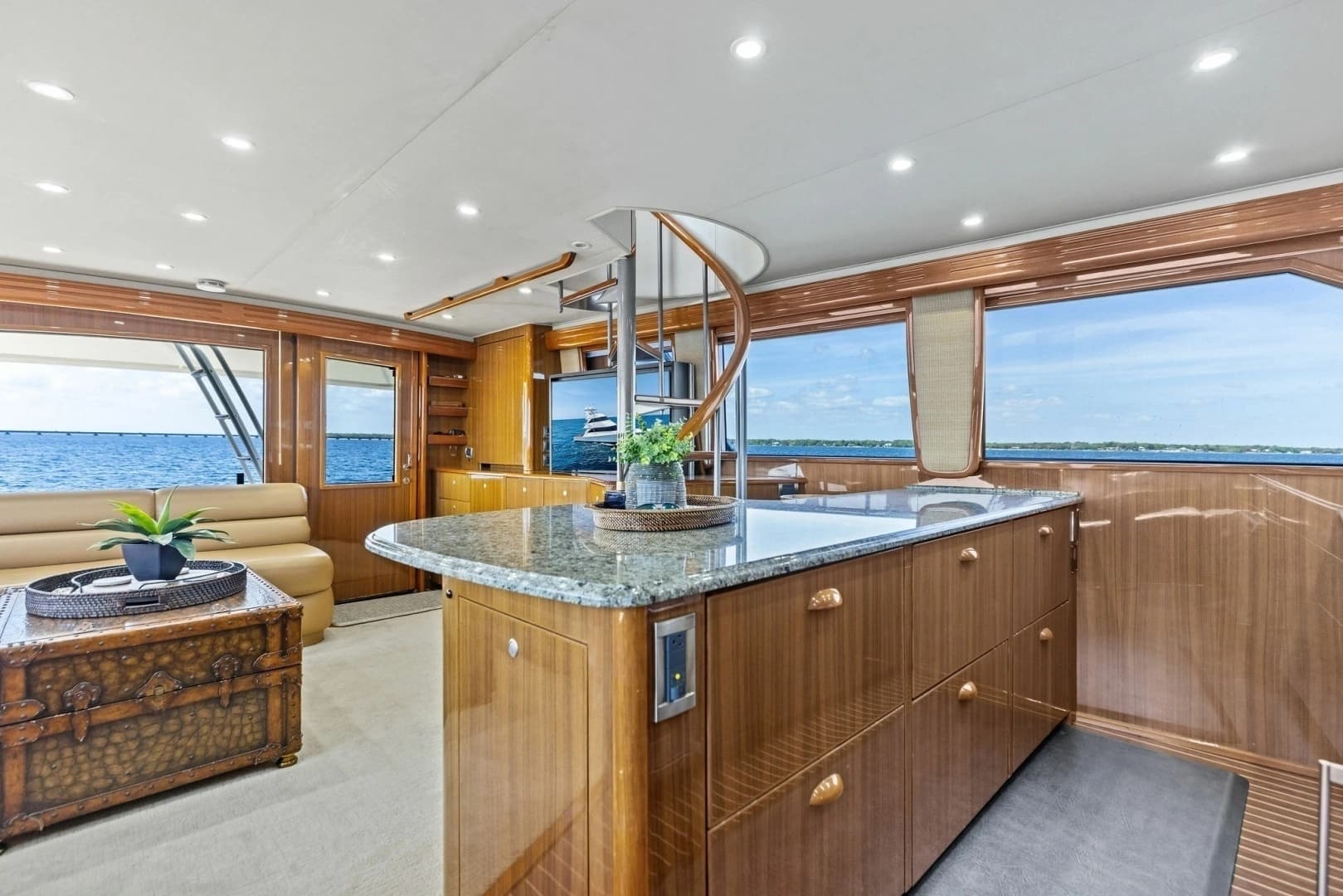 2008 Viking 68 Skybridge - Image 29